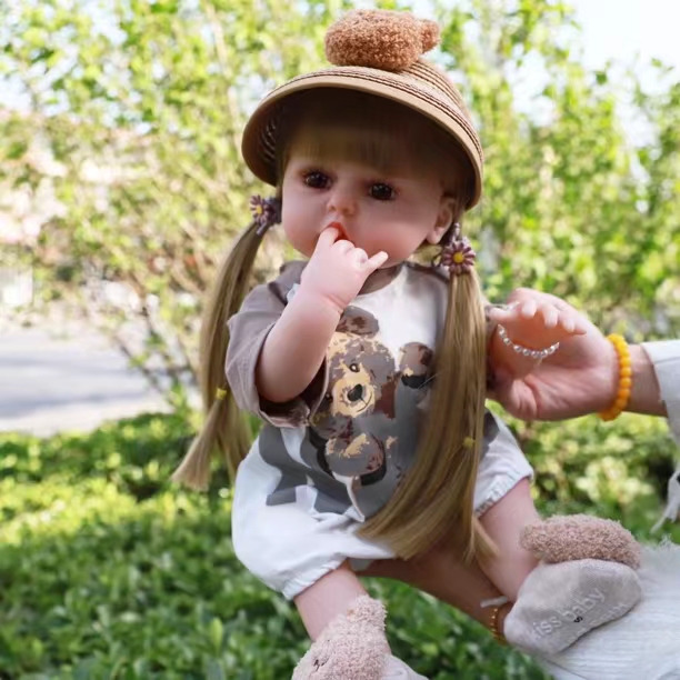 小米粒 吃手指娃娃仿真重生搪胶陪伴玩具礼物戴帽子可入水洗澡