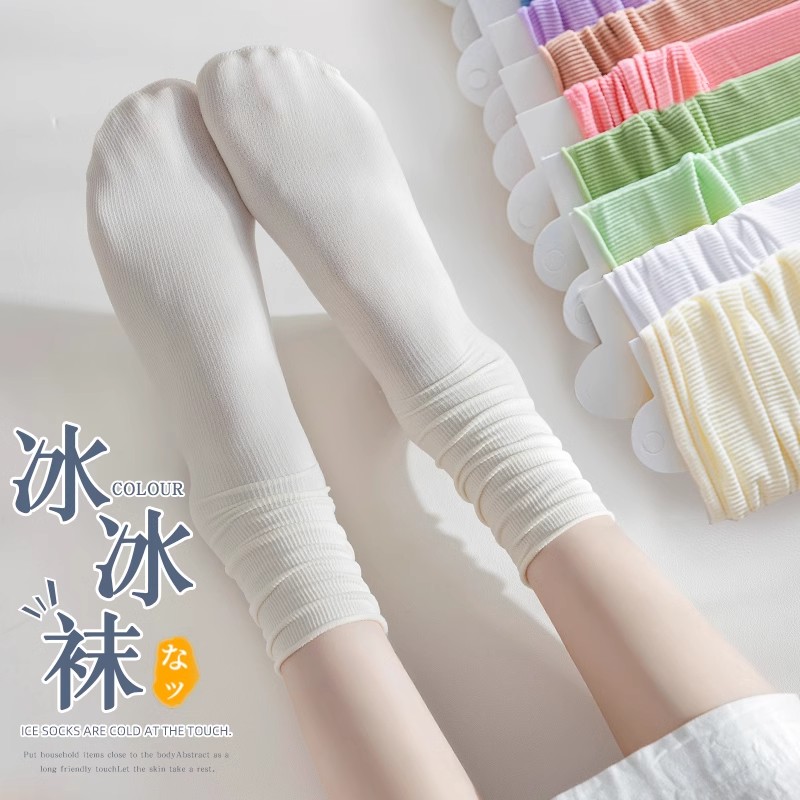 袜子女月子袜白色家用耐磨轻便学生袜堆堆袜腿部防护中筒袜简约