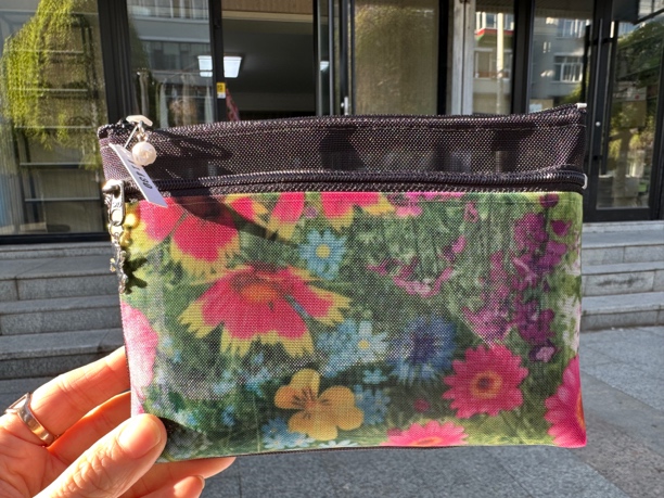 日本正品网面花花包包