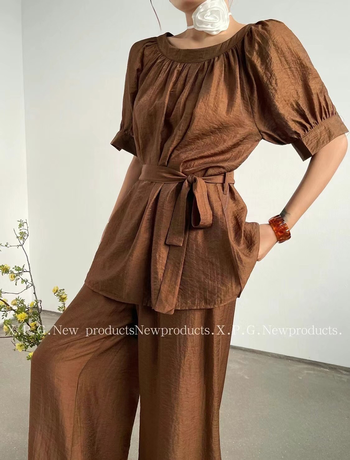 女装套装气质时尚