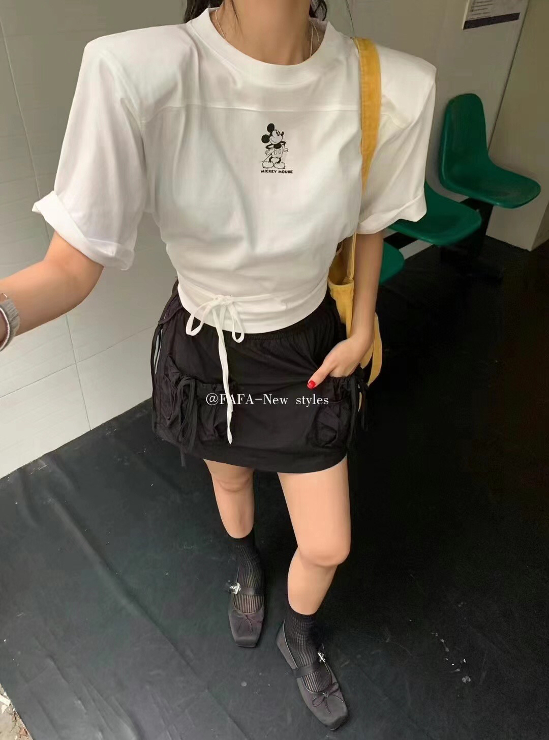 米老鼠T恤短款时尚百搭夏季