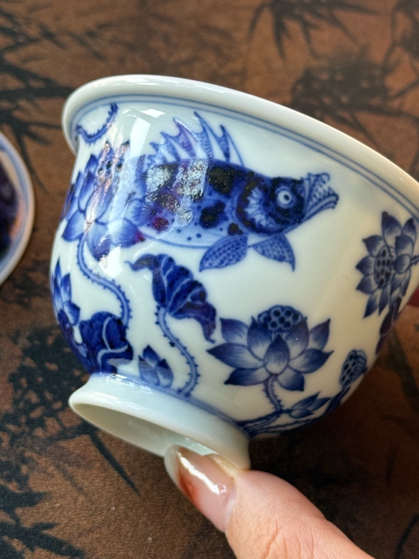 知否｜甄选景德镇陶瓷仿明青花润山窑桃花鲑鱼元宝盖碗