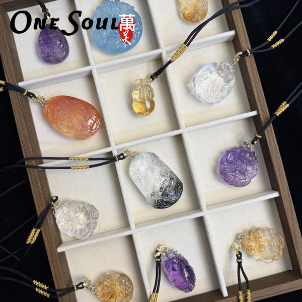 万灵 天然水晶吊坠 纯手工精雕雕刻狐牌貔貅手串项坠挂坠