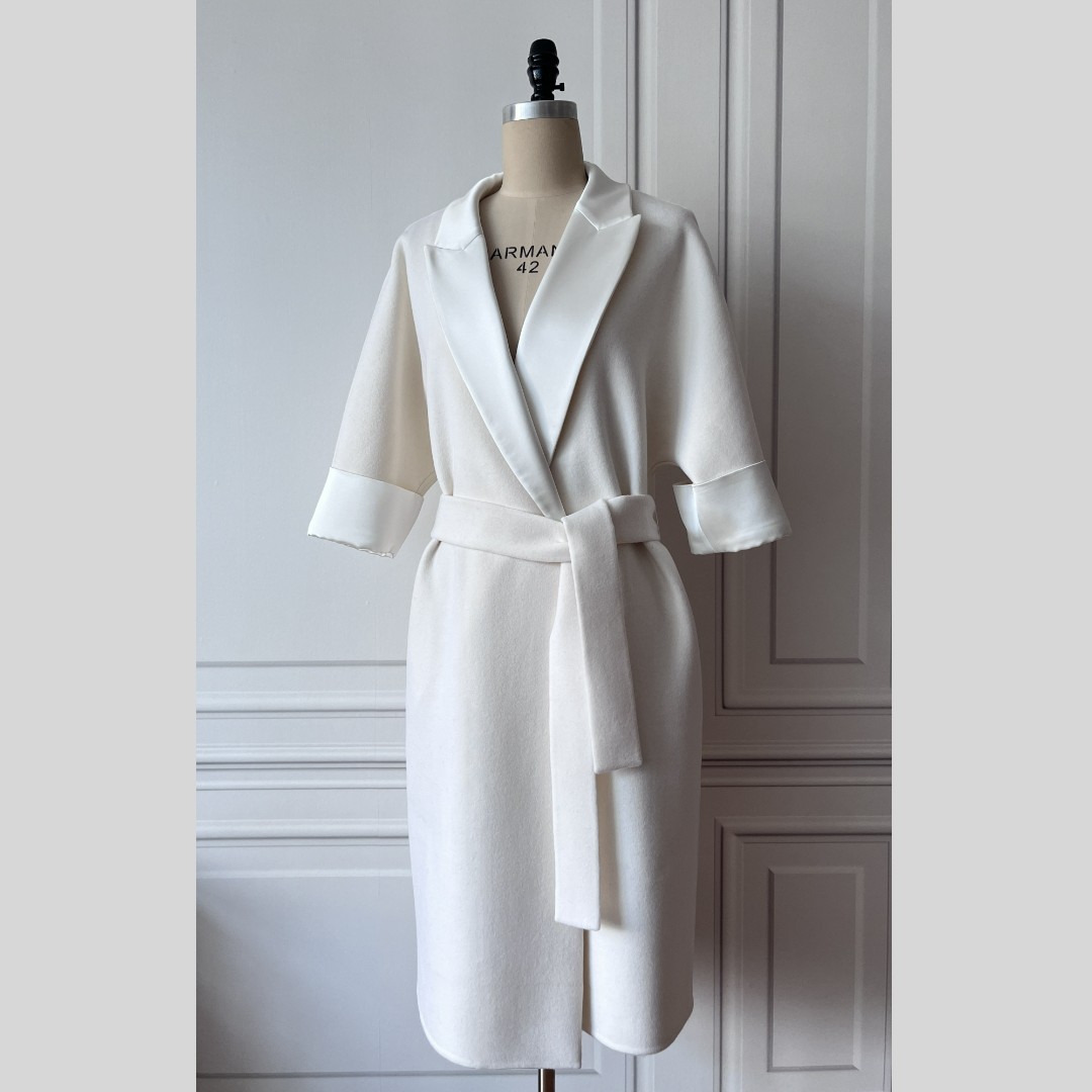 定制—唯美邂逅、热力感穿搭、Lady挚爱温暖白浴袍式轻奢大衣2206010