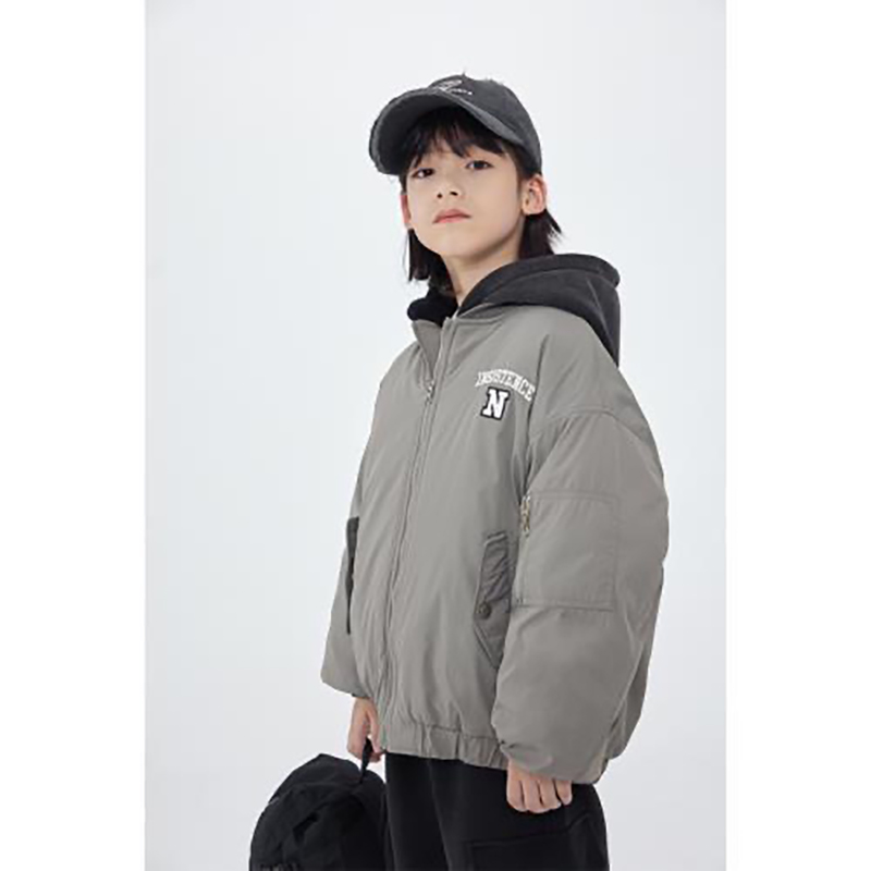 300797童装男童冬季夹棉连帽棉服外套2023时尚棉袄潮萱萱家童装
