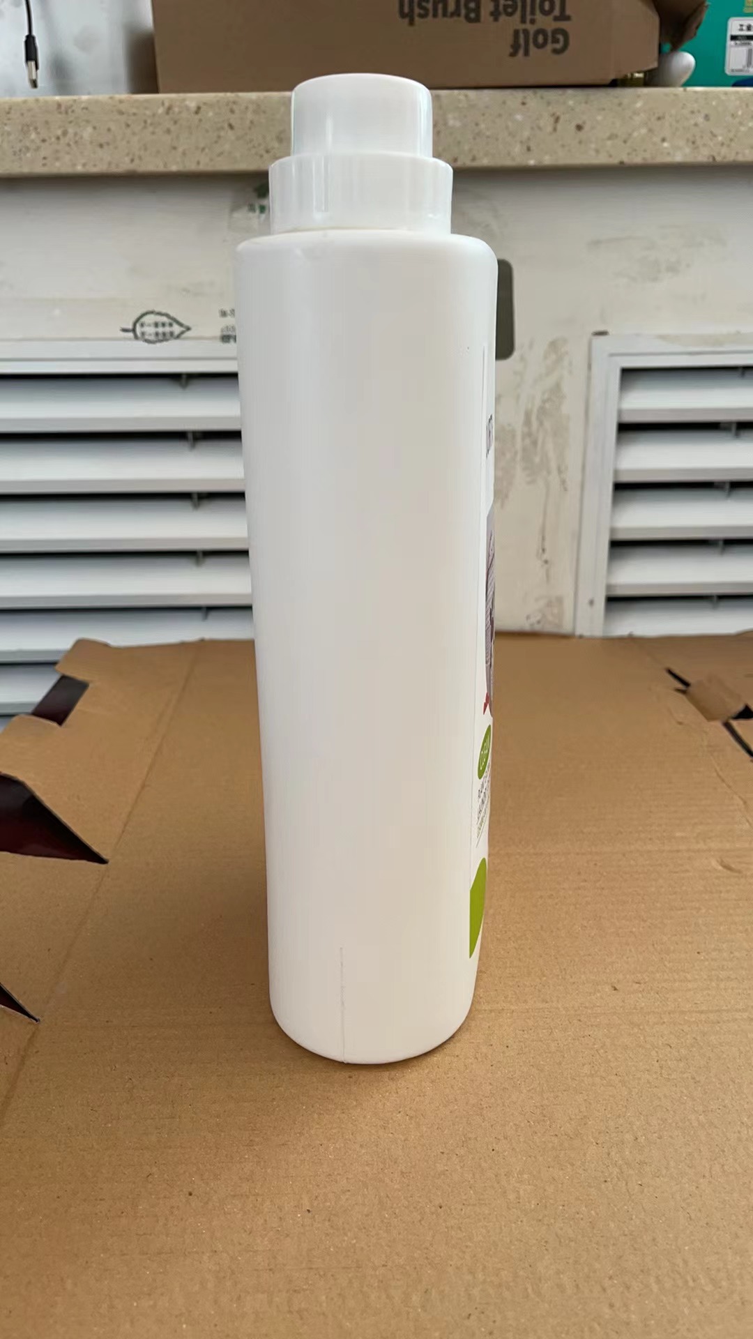 《新疆包邮》高浓缩洗衣液