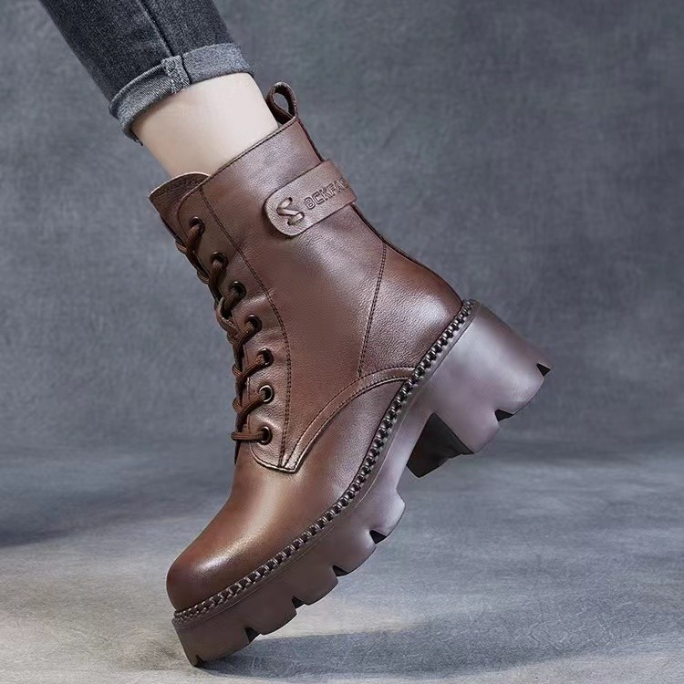 红蜻蜓牌断码秋冬2023新款时尚厚底马丁靴女秋冬新款时尚短筒靴