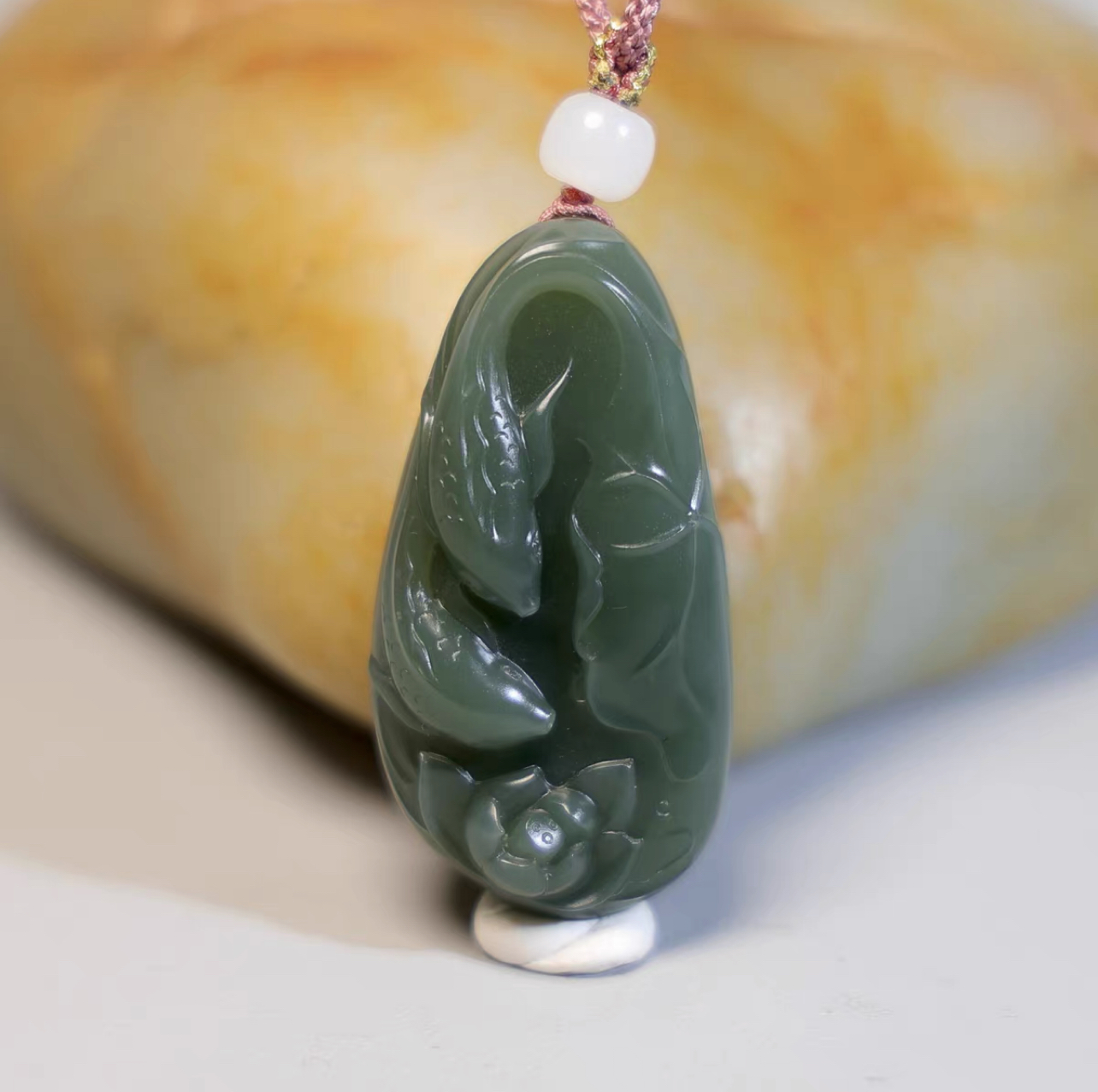 秋会长的新疆天然和田玉青玉籽年年有余挂件吊坠
