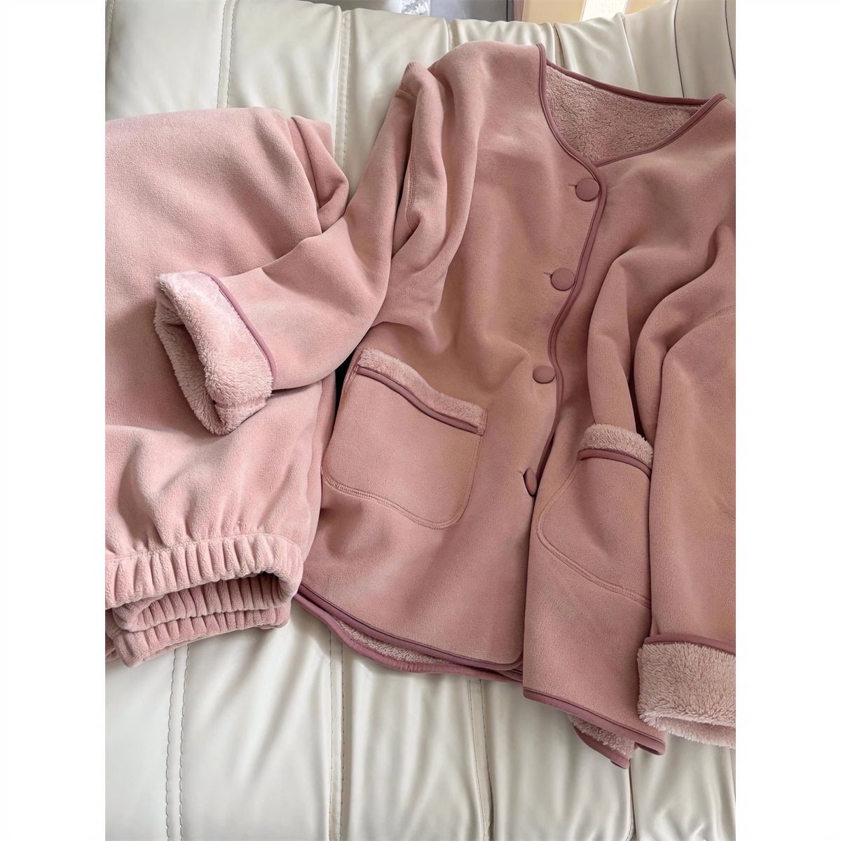 小香风纯色珊瑚绒睡衣女冬季加厚保暖法兰绒家居服毛绒绒大码套装