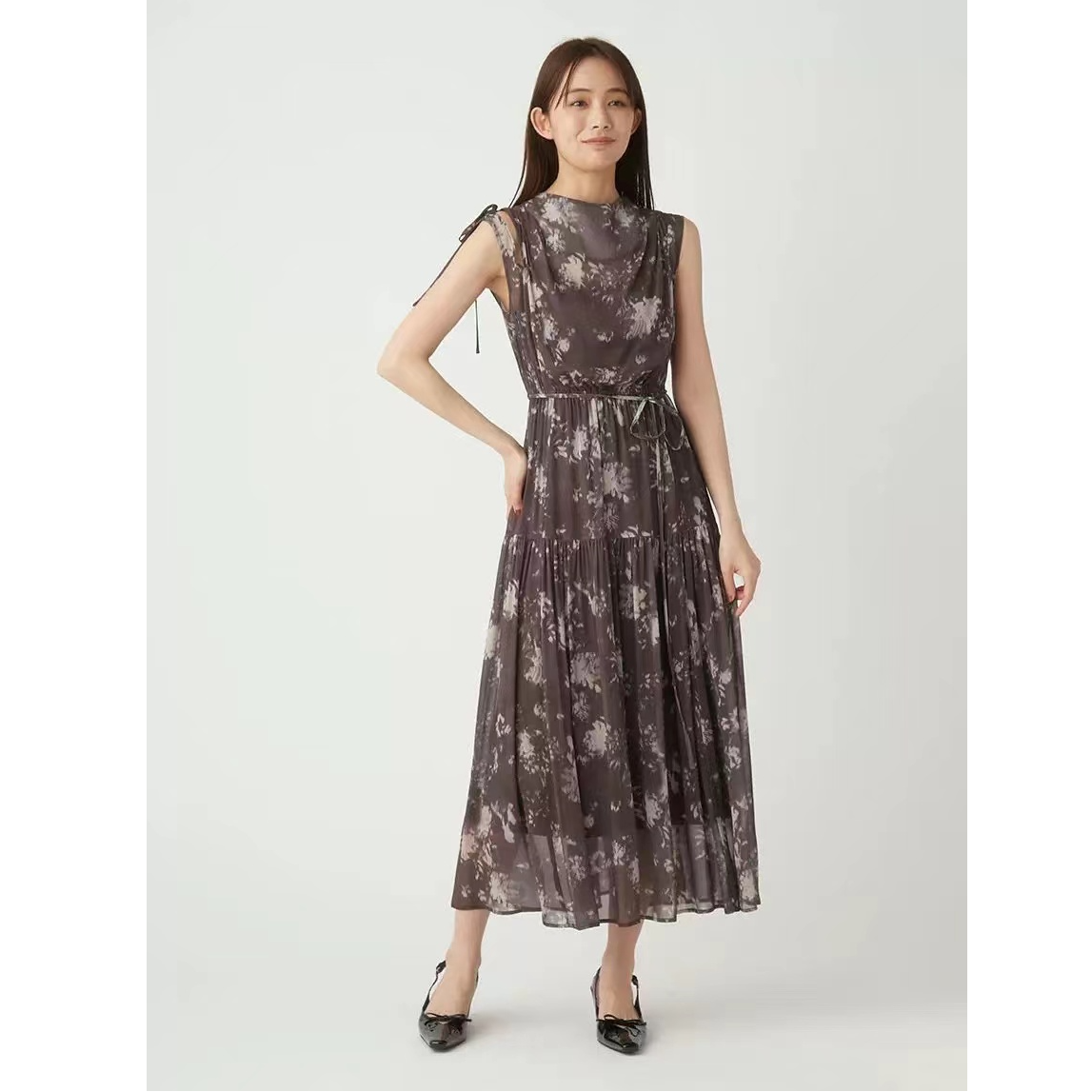 『咸鱼日单』F家新款优雅无袖印花连衣裙