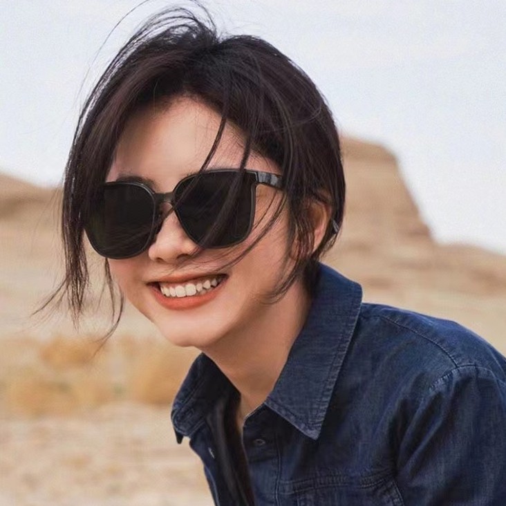 太阳眼镜网红男女遮阳大脸显瘦偏光开车防紫外线墨镜女韩潮流经典