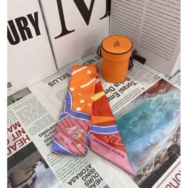 妃鱼/爱马仕/真丝/丝巾/95新/市场价2900/白0725