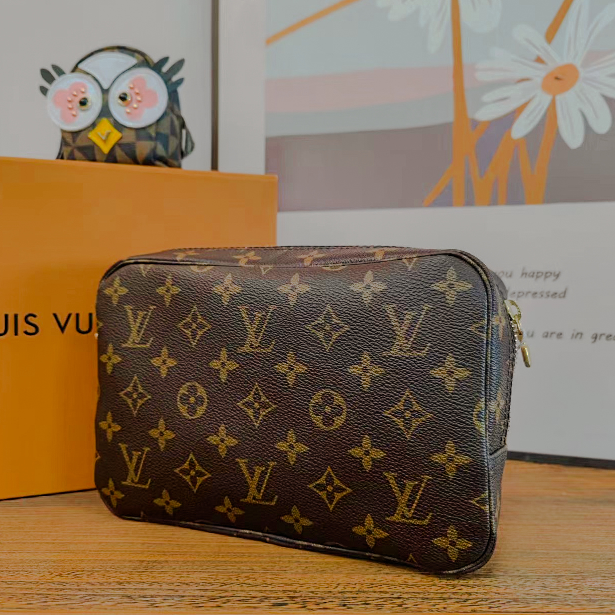 99新 LouisVuitton/路易威登 LV经典洗漱包/男女同款棕色