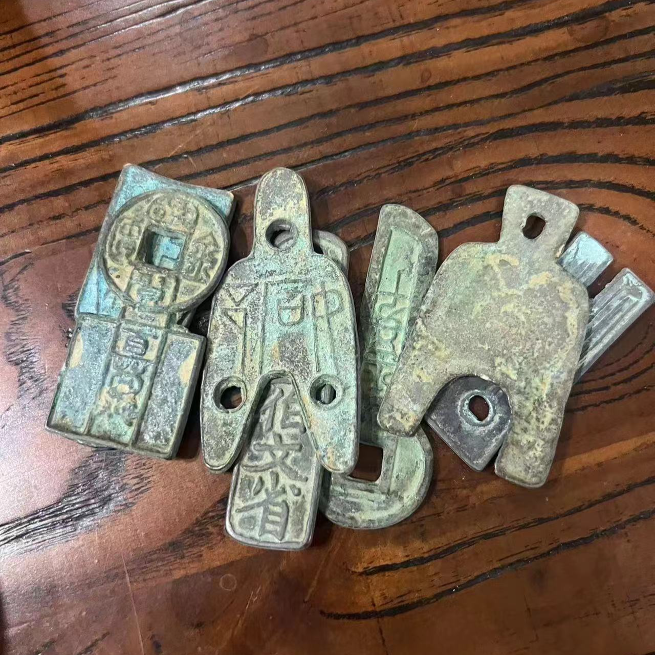 七件套创意个性雕刻摆件   2.2JZPP