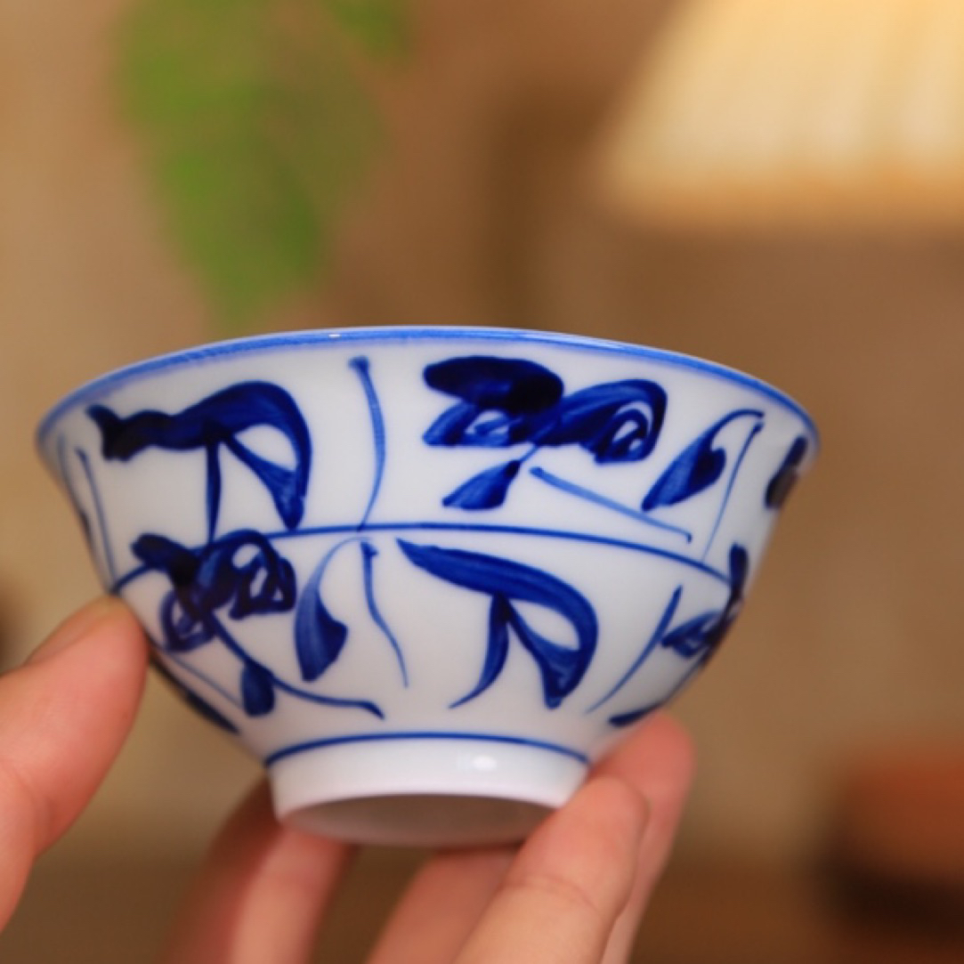 周末宠粉浮力青花刀纹陶瓷山茶花碗杯陶瓷主人杯手绘花纹全手工白