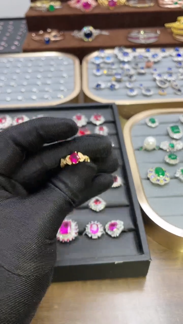 【闪购商品】红宝石戒指银S925镶嵌42