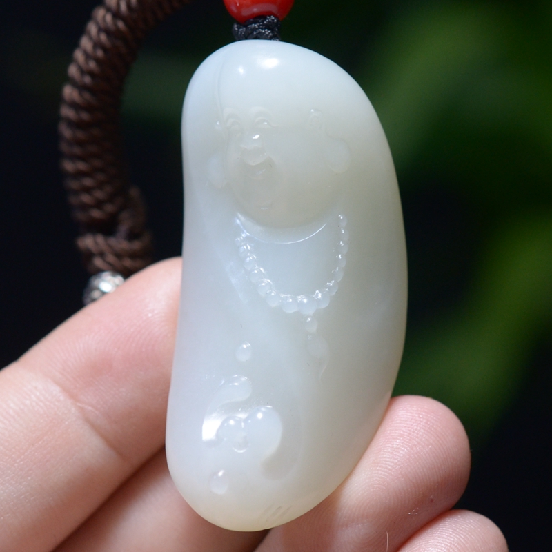 34.61g 新疆和田黄皮细腻羊脂白玉籽料弥勒佛挂件