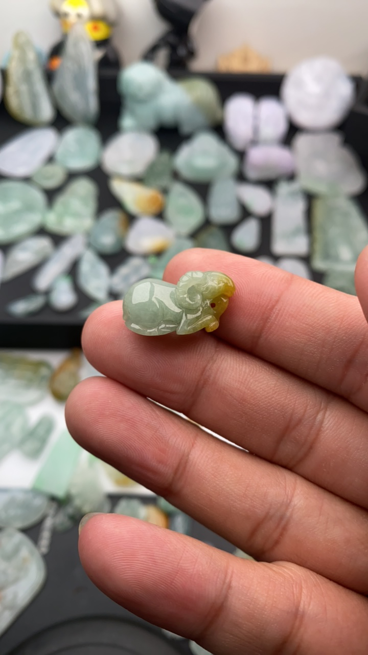 天然翡翠A货挂件