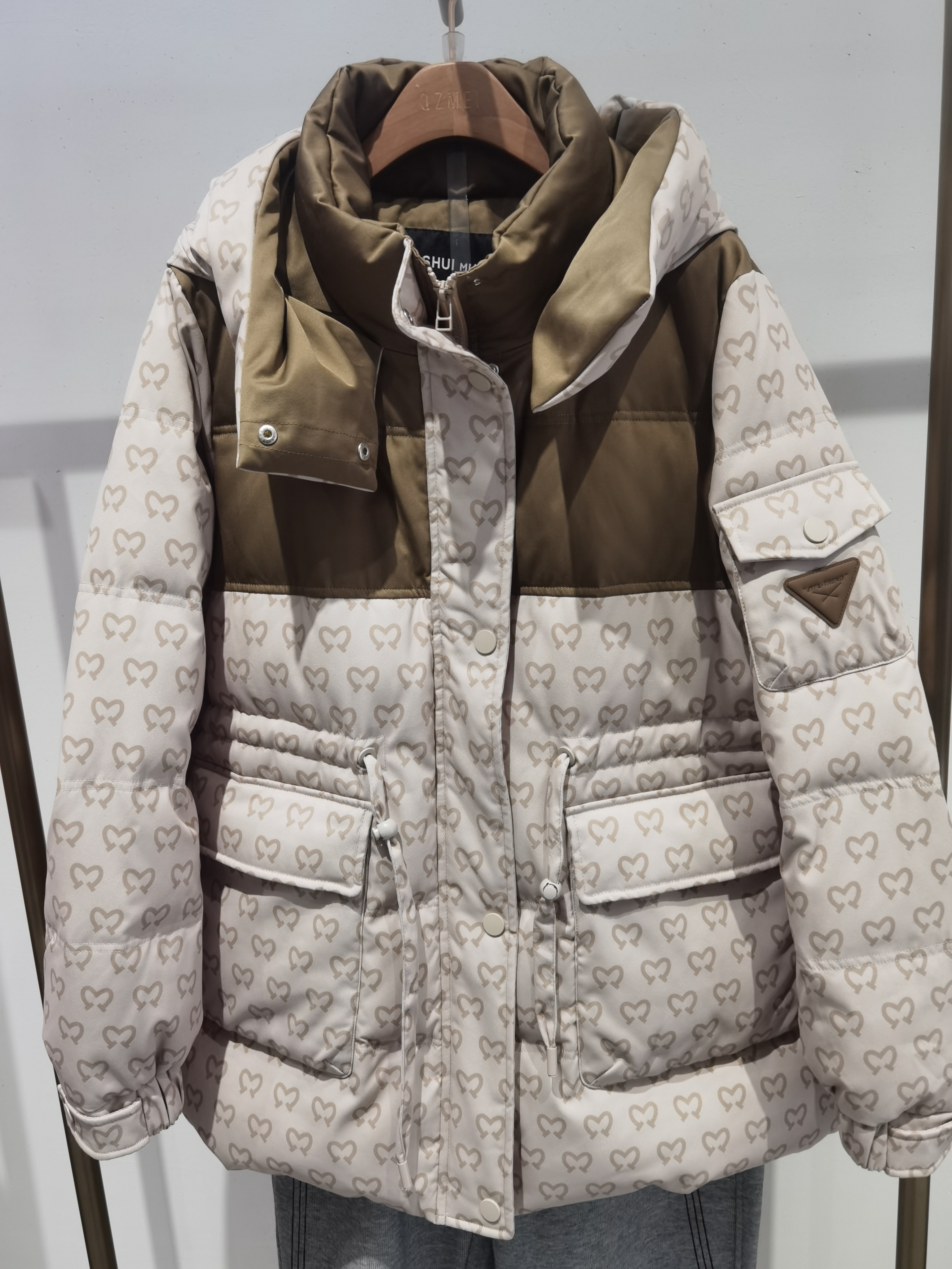 水淼冬季新品棉服休闲潮流保暖撞色拼接