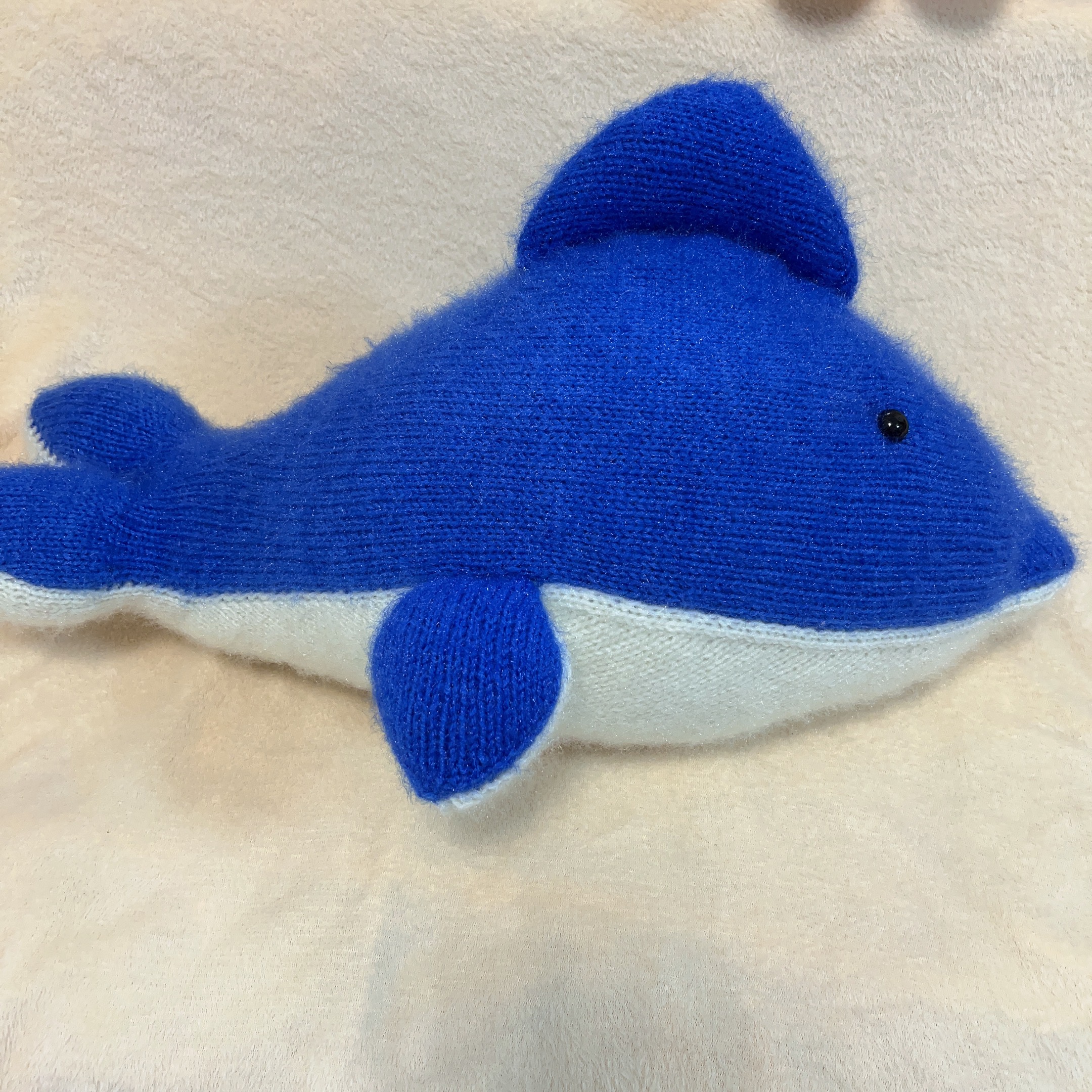 大鲸鱼材料包    拍下主色线   珍珠棉  眼睛扣 教程商家赠送