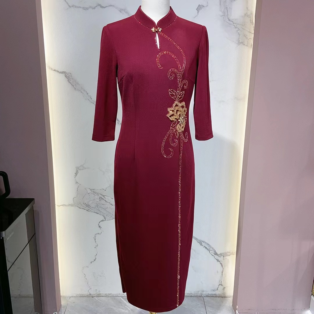 依诺27580连衣裙妈妈装气质网红重磅婚宴婚礼中长款ins优雅时尚