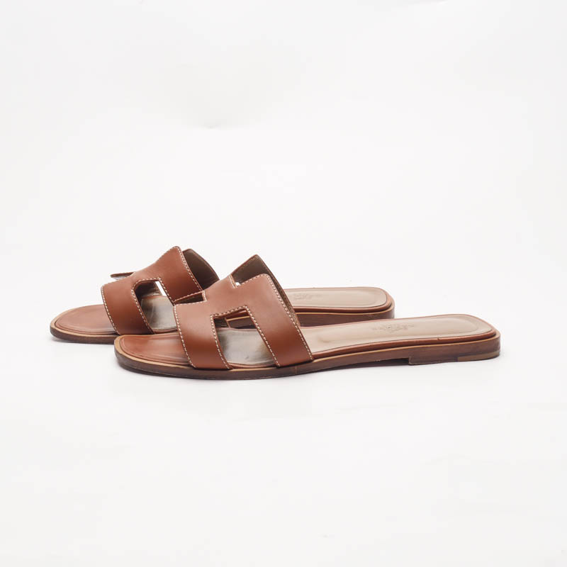 95新 Hermes/爱马仕 37.5/卡其色拖鞋