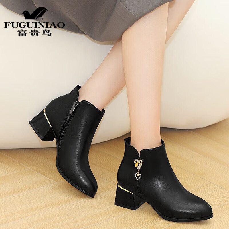 富贵鸟中年妈妈鞋短靴女加绒冬季2023新款白色粗跟保暖女靴