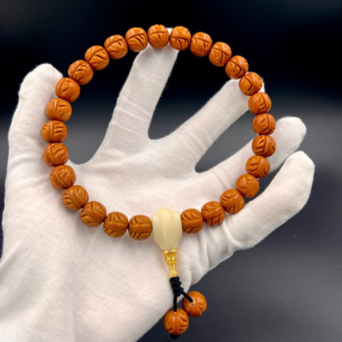 S级秦岭龙纹桃核手持12mm