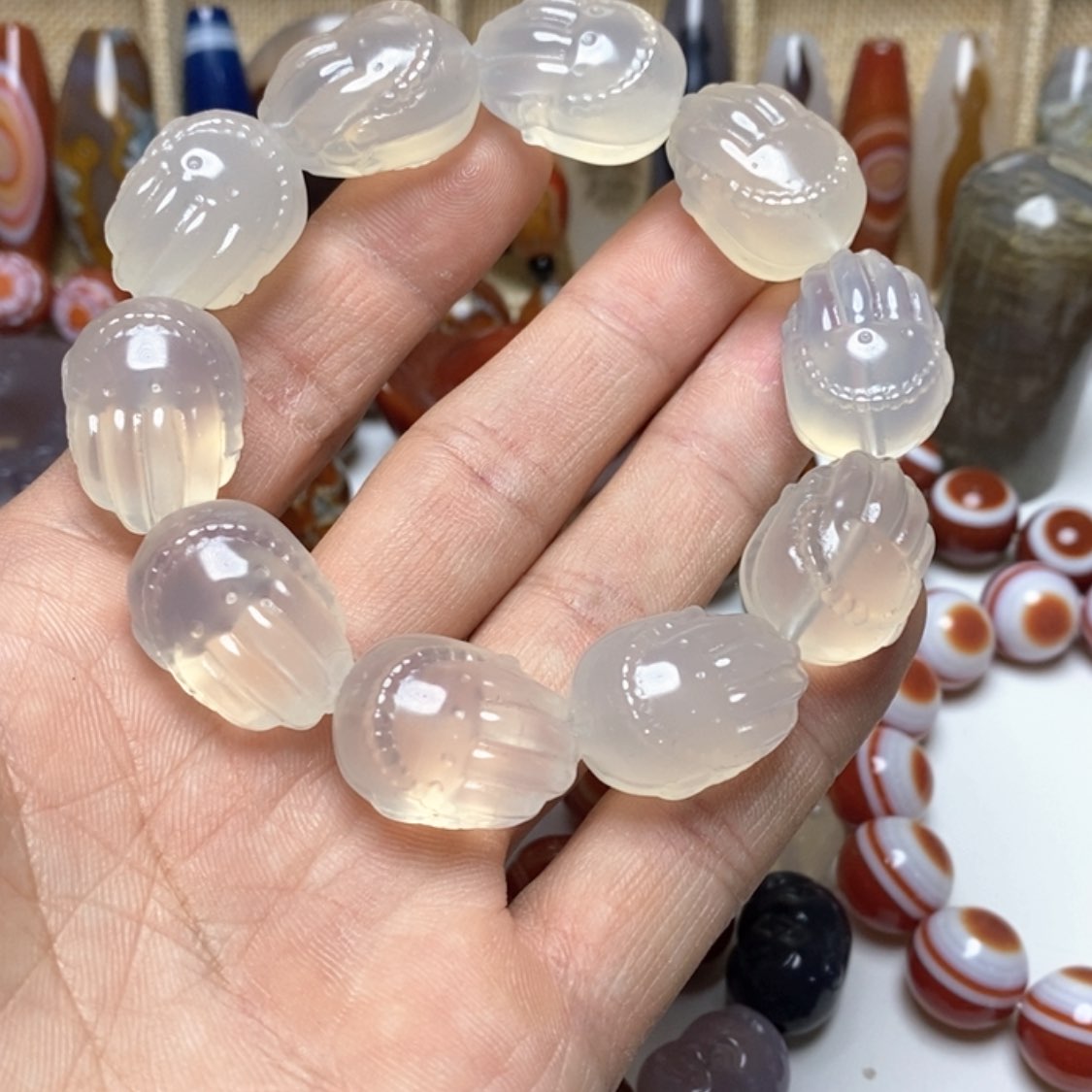 【闪购商品】玛瑙/玉髓手串未镶嵌美***五