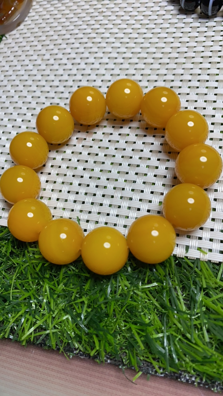 黄玛瑙手串18毫米珠径