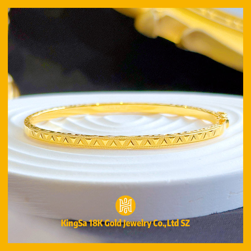 18K金拉美西斯菠萝边椭圆贵妃手镯91151时尚百搭花纹4.5-6.5克