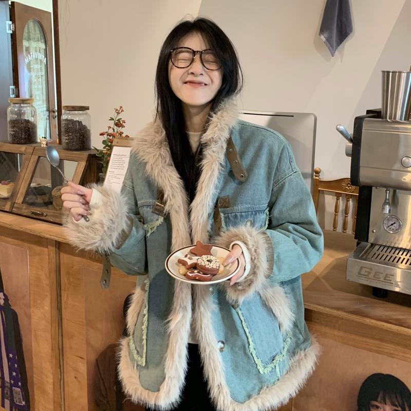 牛仔毛毛外套女秋冬季2023新款宽松加厚高级感拼接复古棉服