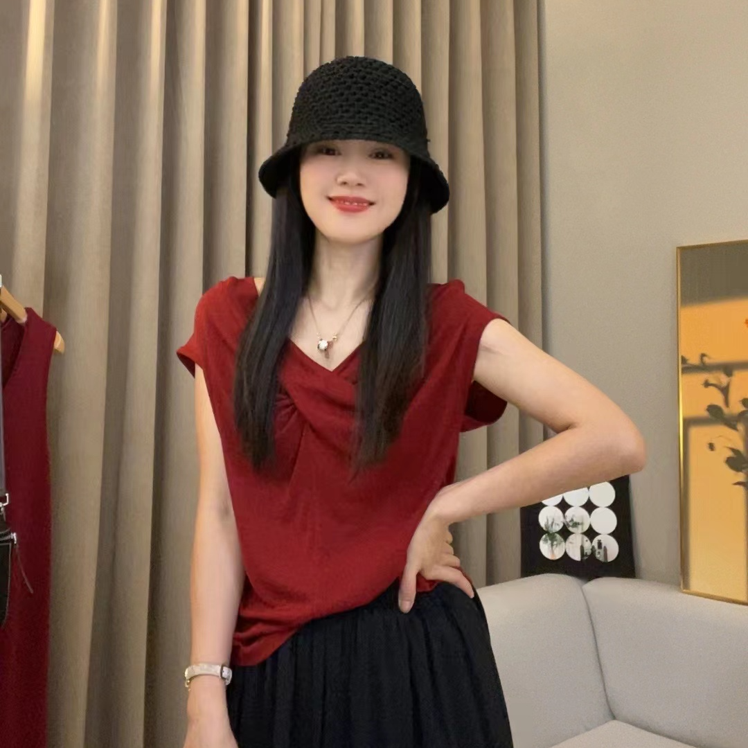 百搭好显瘦女士无袖时尚百搭休闲设计感T恤M60