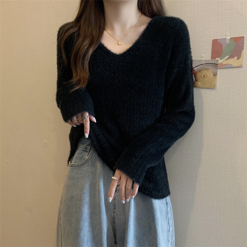 大码女装高级感v领内搭毛衣针织打底衫秋冬胖mm显瘦正肩长袖上衣