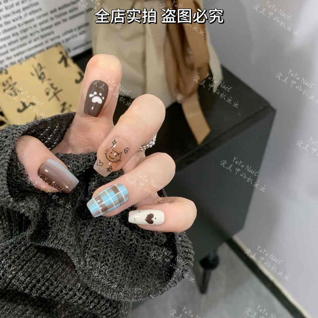 YUYU -【涂鸦女孩】 -手绘涂鸦系列-小众设计师手工穿戴甲