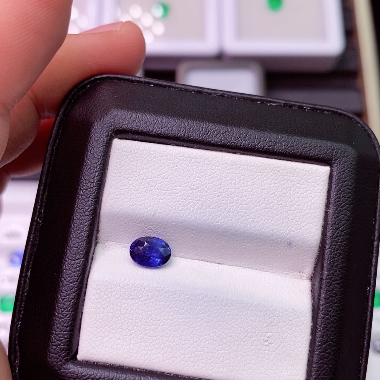 【闪购商品】蓝宝石裸石未镶嵌今****?1.04ct 皇家蓝