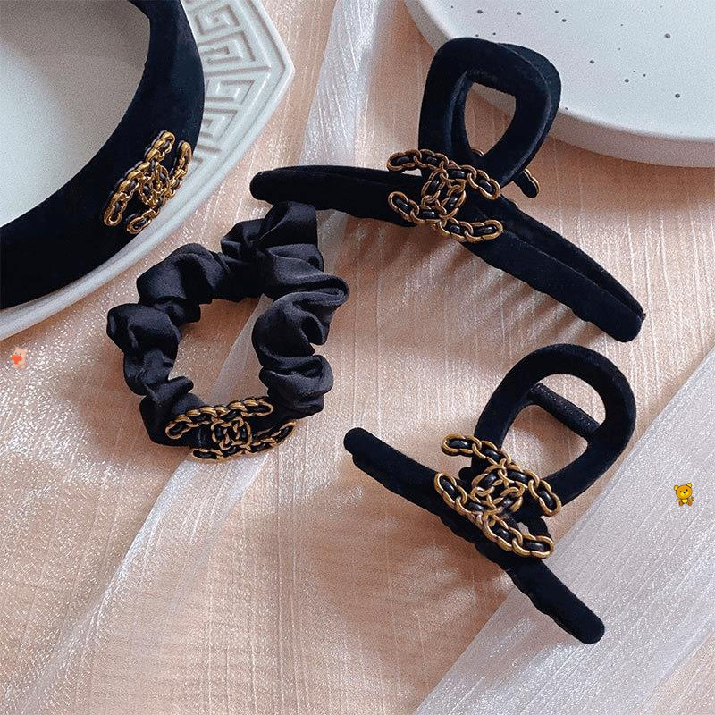 轻奢精致小香风发夹女2023新款后脑勺秋冬优雅黑色抓夹大号鲨鱼夹