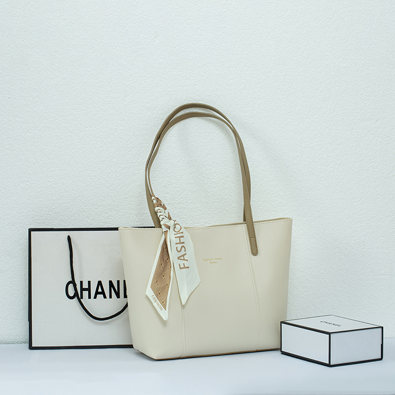 春夏新款时尚百搭单肩包简约韩版通勤大包包小众休闲大容量托特包