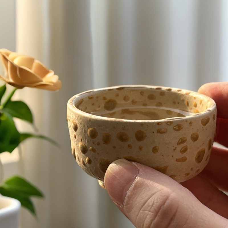 陶  茶杯  金蟾釉小茶杯  品茗杯  主人杯