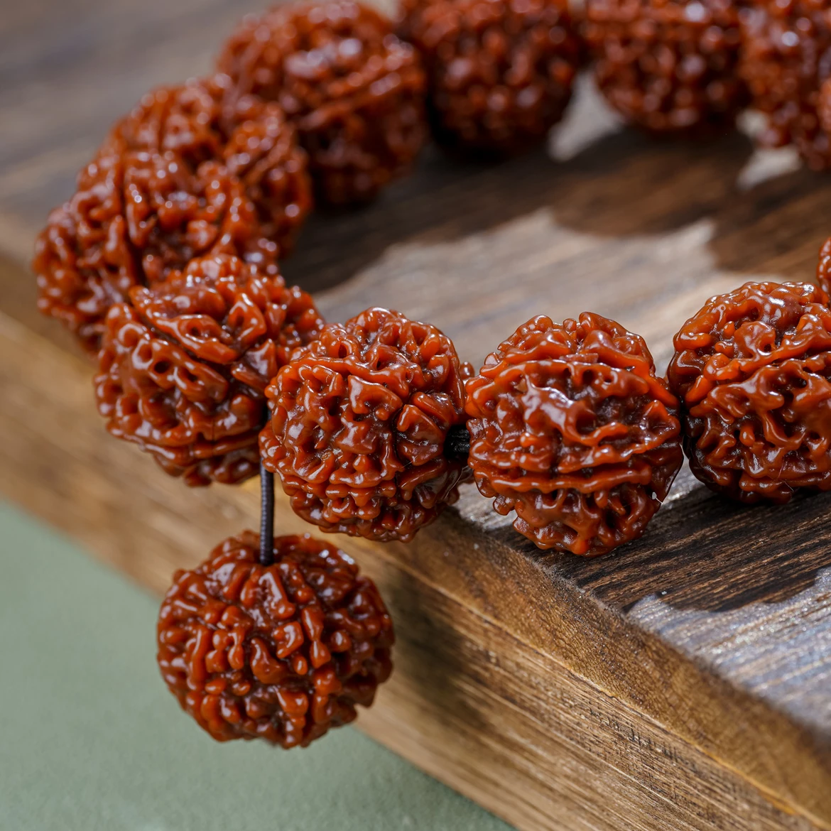 六瓣机刷玉化尼泊尔原生态大金刚菩提手串严选