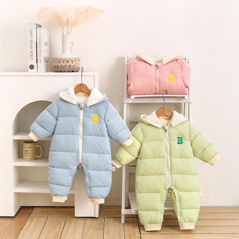 婴儿连体衣秋冬加厚男女宝宝新生儿棉衣外出服