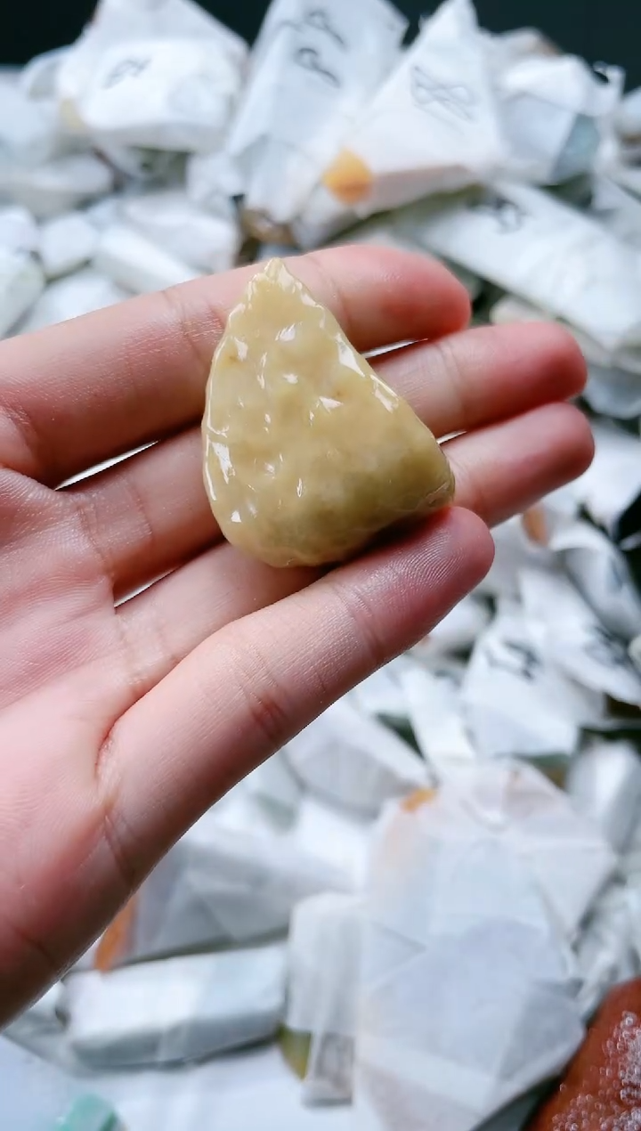 【闪购商品】翡翠颈饰未镶嵌翡翠