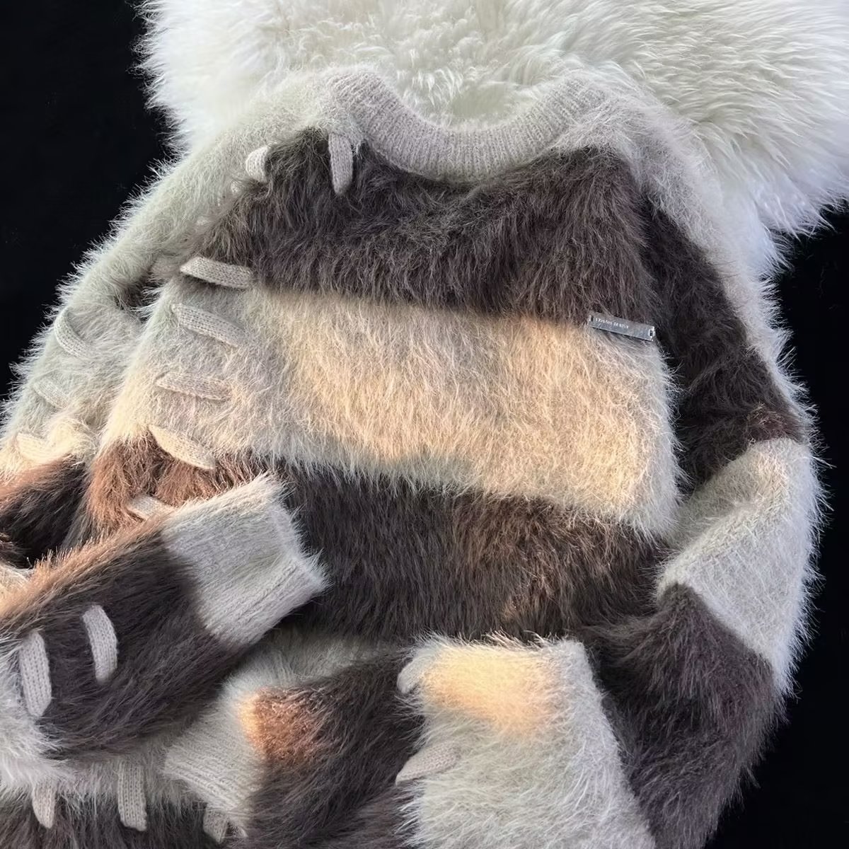 小杨推荐秋冬港风软糯糯毛衣男女秋冬季潮牌宽松设计感保暖针织