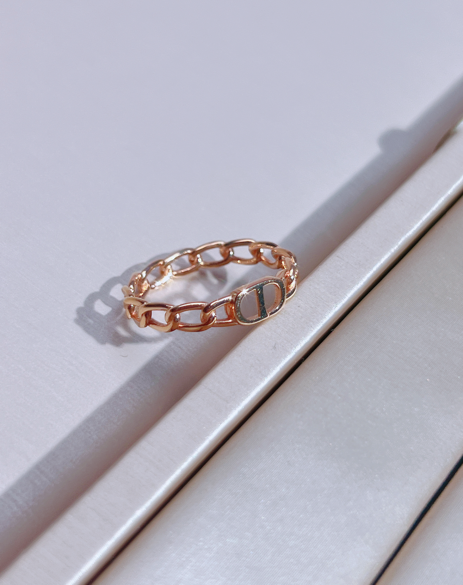 18K金休闲风猪鼻子链条戒指