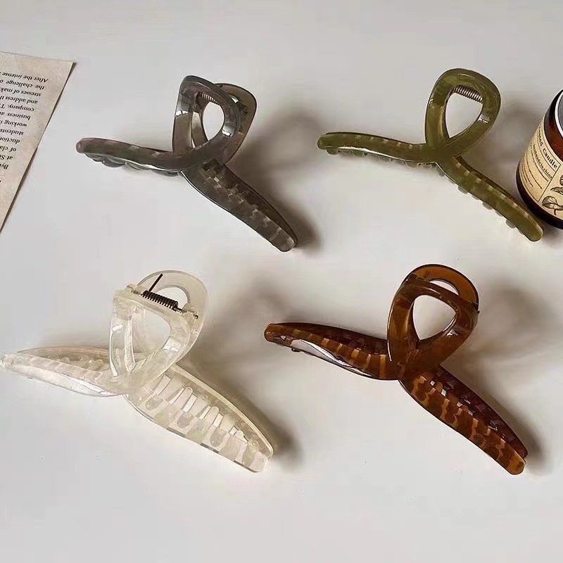 超大号果冻色抓夹后脑勺盘发鲨鱼夹韩版优雅气质新款发夹发饰女