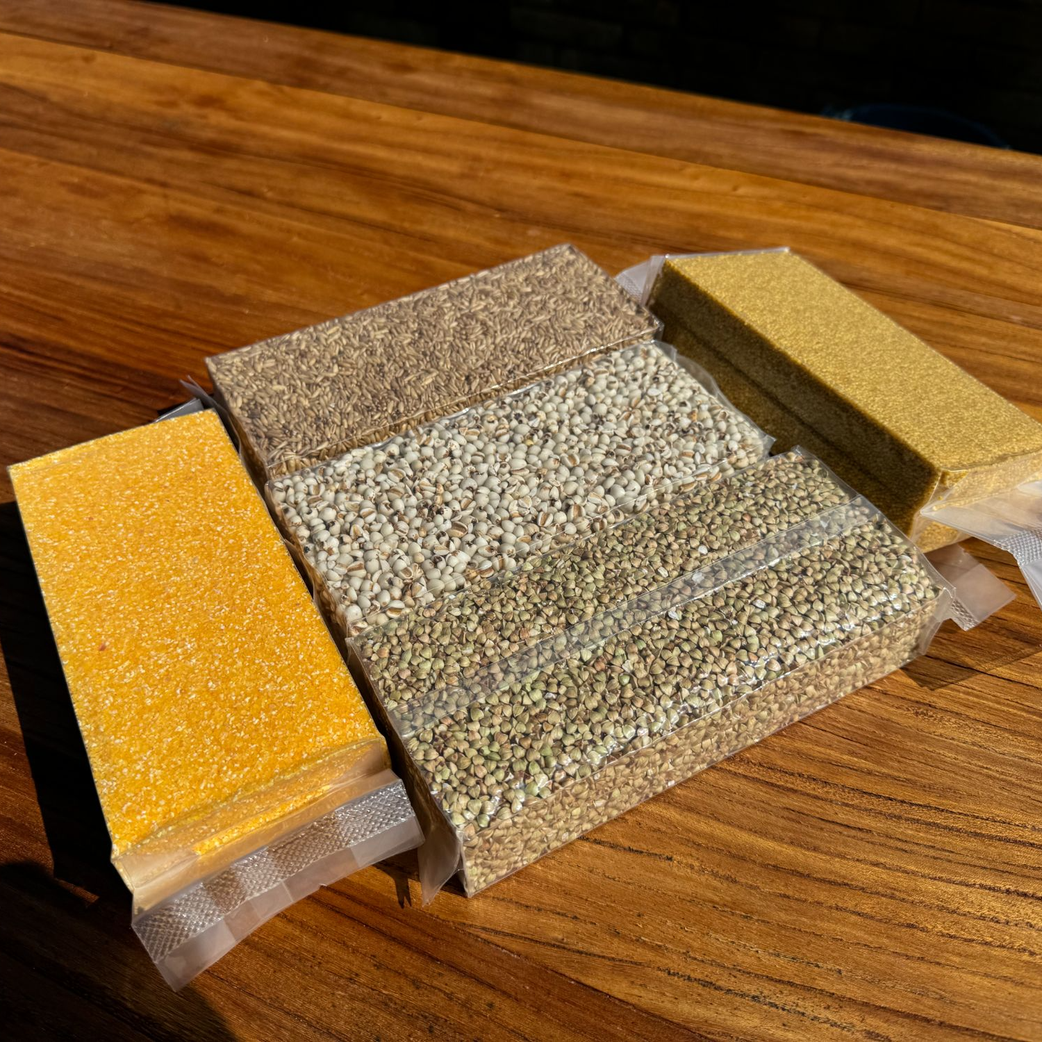 横樟 农家食用农产品五谷杂粮燕麦米玉米糁薏米仁荞麦米黄小米