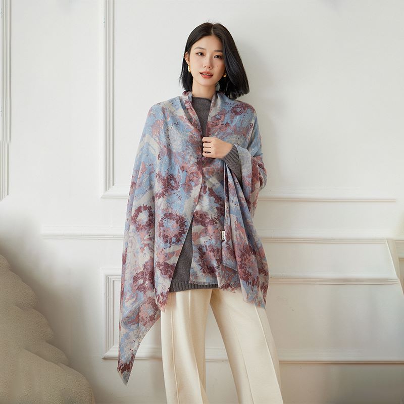 100%纯山羊绒精纺高端印花披肩两用轻奢旅游披肩夏季披肩外搭