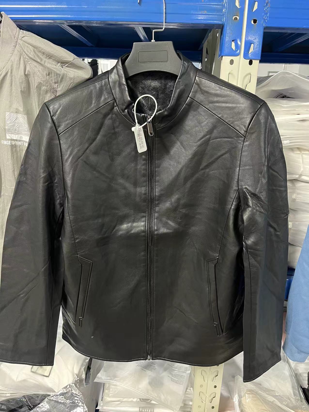 10开头 冬季情侣款时尚休闲夹克风衣外套