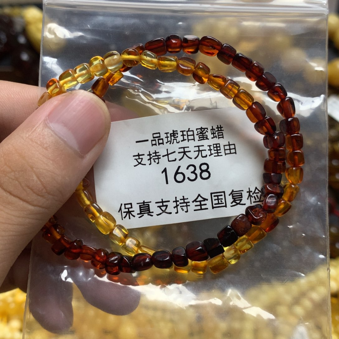 琥珀珠宝奇石未镶嵌多样性发其一