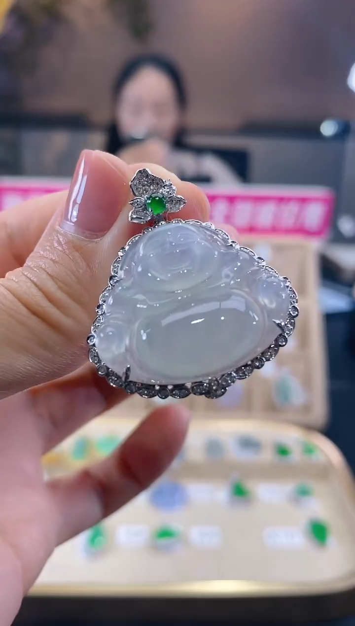 【闪购商品】翡翠颈饰18K金镶嵌佛公